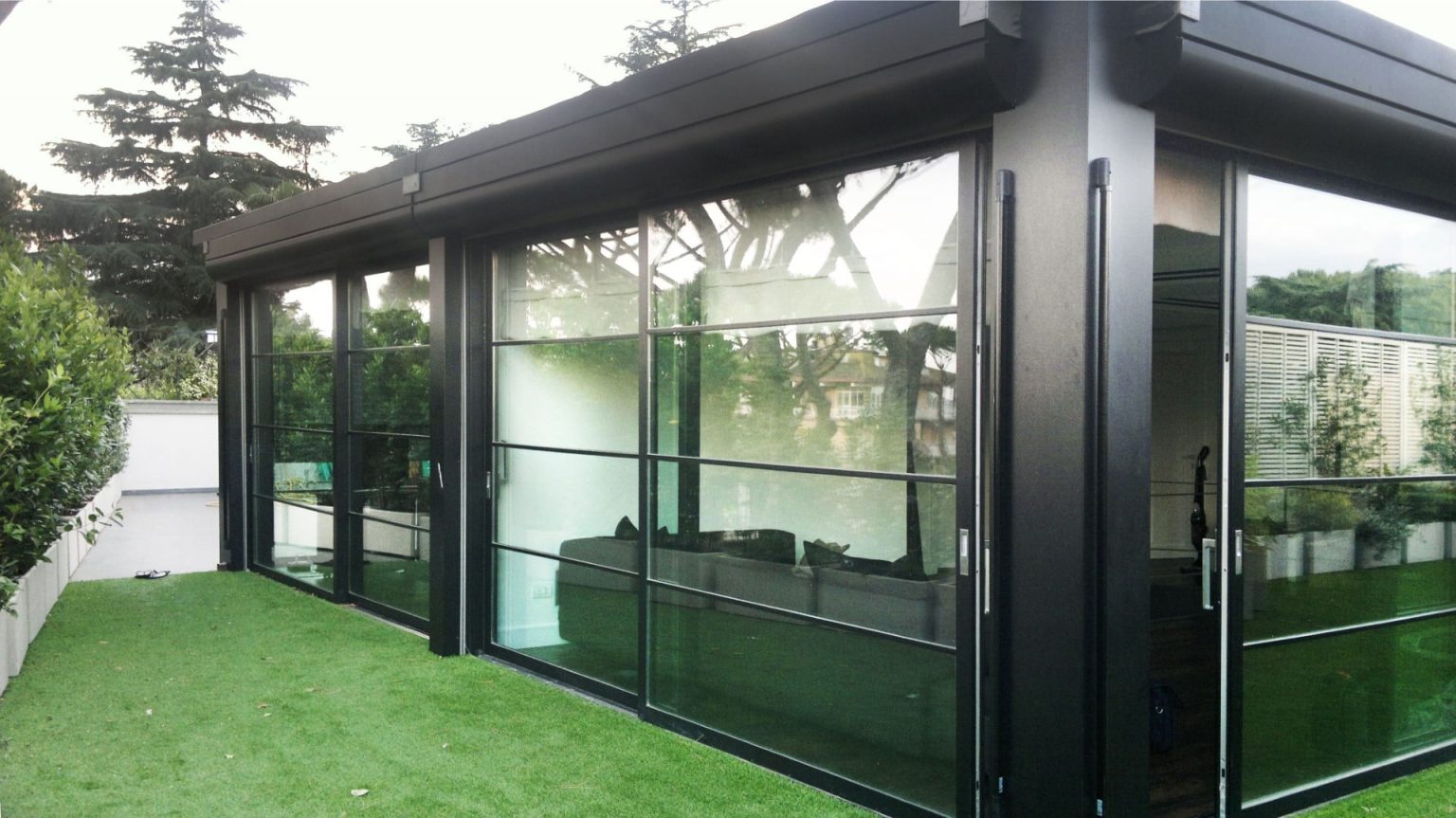 Verrande serre bioclimatiche giardino d’inverno pergole tende roma metaltende Verrande serre bioclimatiche giardino d'inverno pergole tende roma metaltende